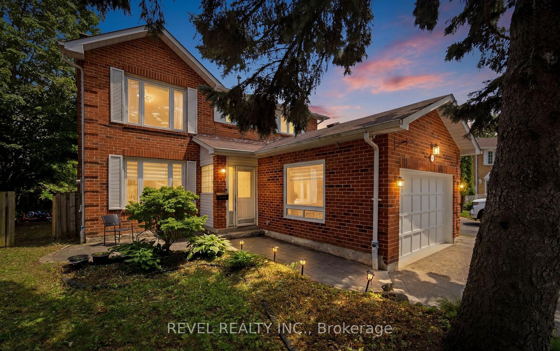 13 Flowers Crescent, Ajax, Ontario