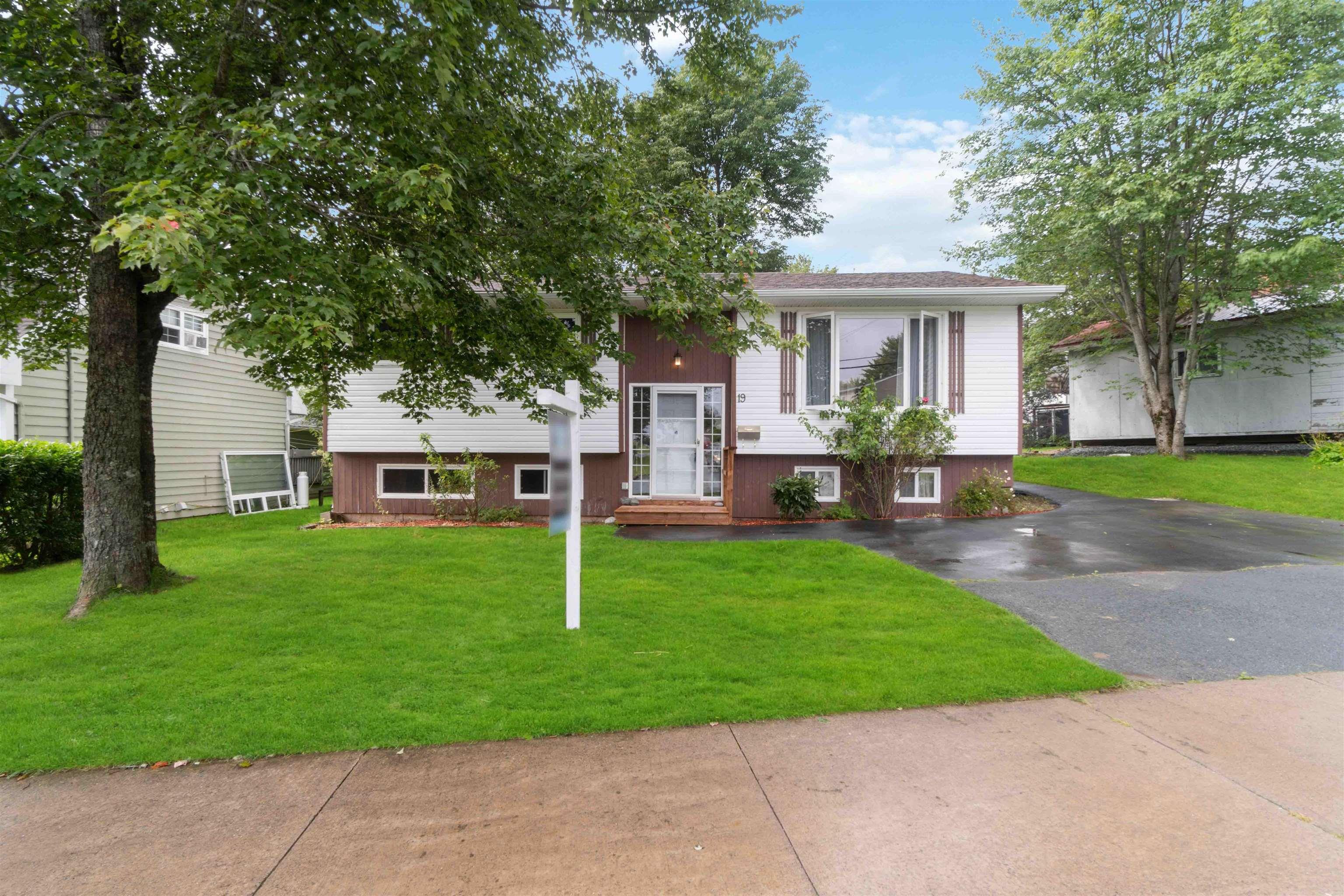 19 Smokey Drive, Sackville, Nova Scotia