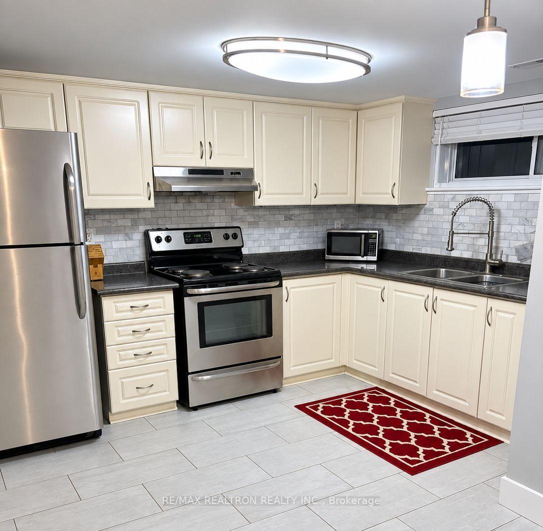 #BSMT 197 Honiton Street, Toronto, Ontario