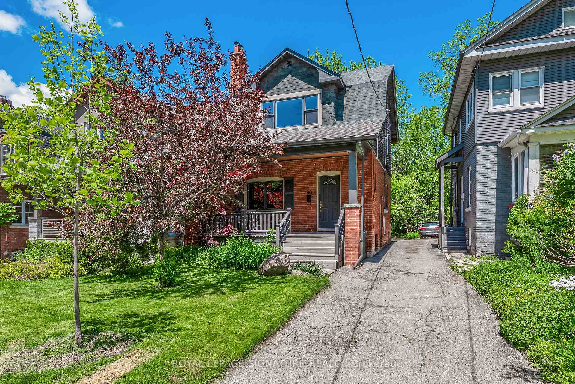 90 Roselawn Avenue, Toronto, Ontario