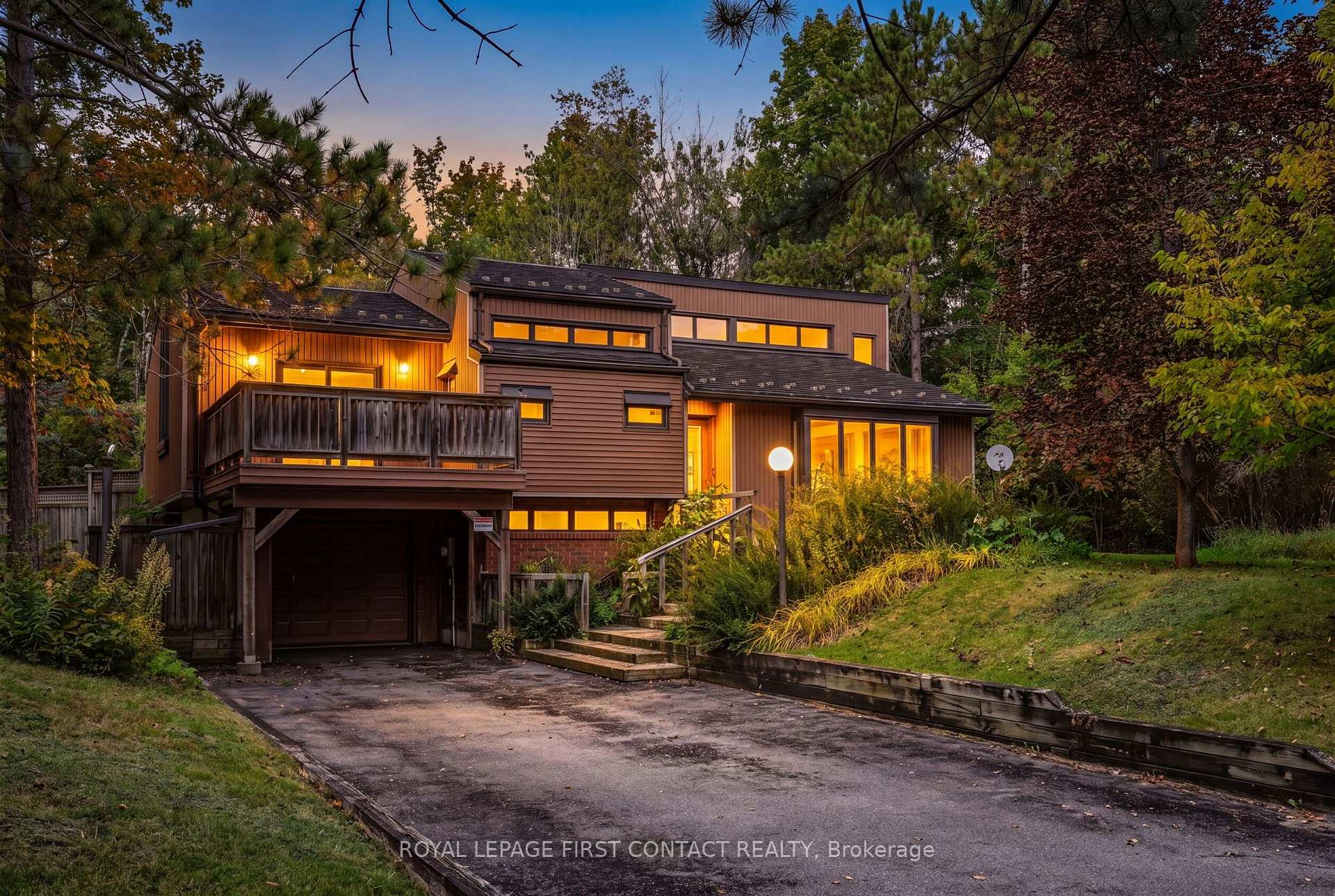 2 Briarwood Court, Springwater, Ontario
