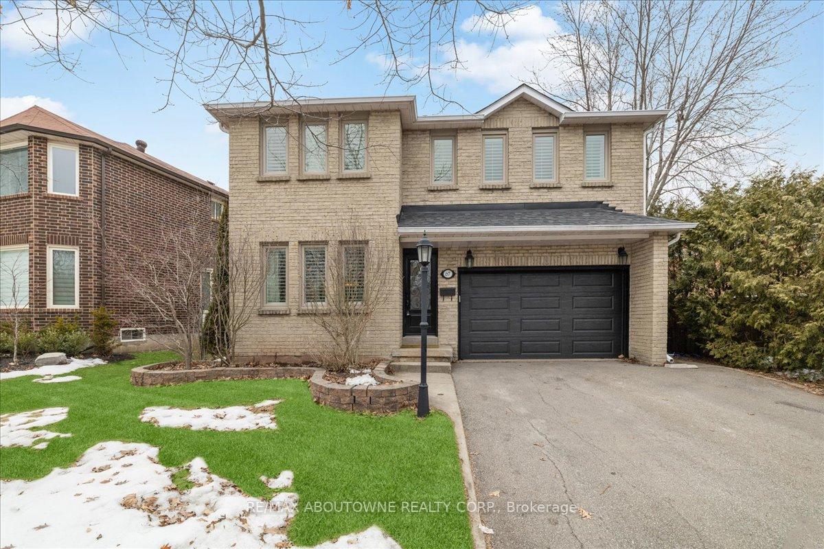 67 River Oaks Boulevard W, Oakville, Ontario