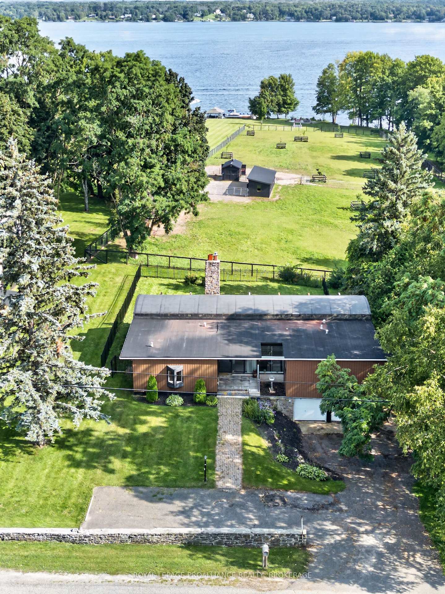 1103 County Road 2, Augusta, Ontario