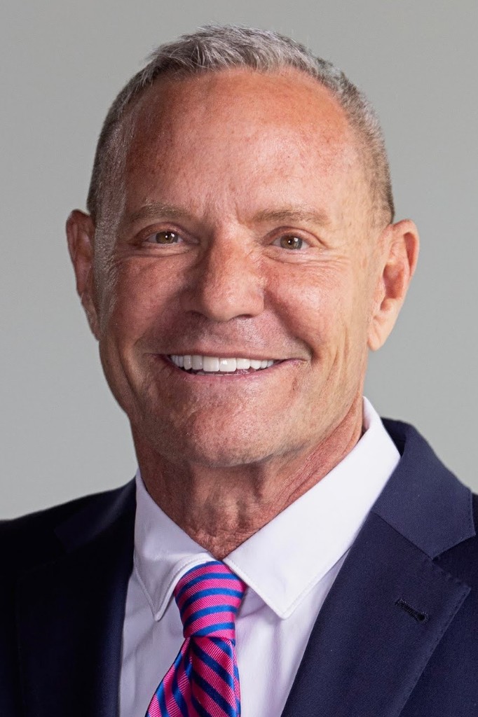 Richard Silver, Sr. Global Real Estate Advisor's profile photo